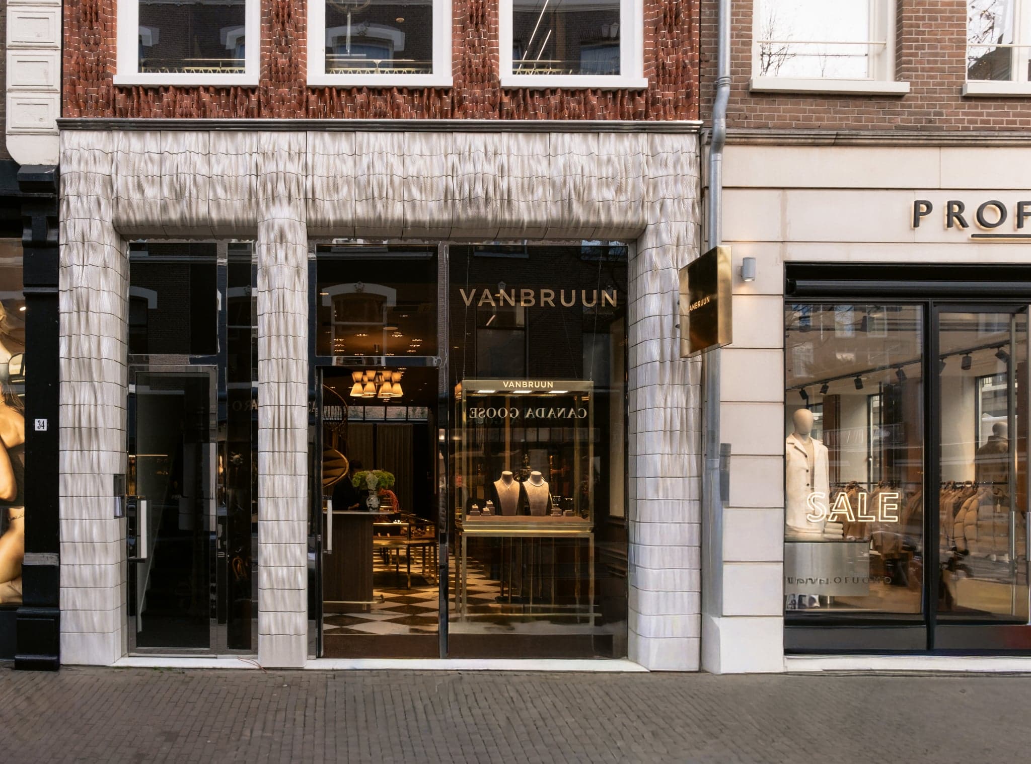 Exterior of the VANBRUUN jewellery showroom in Amsterdam